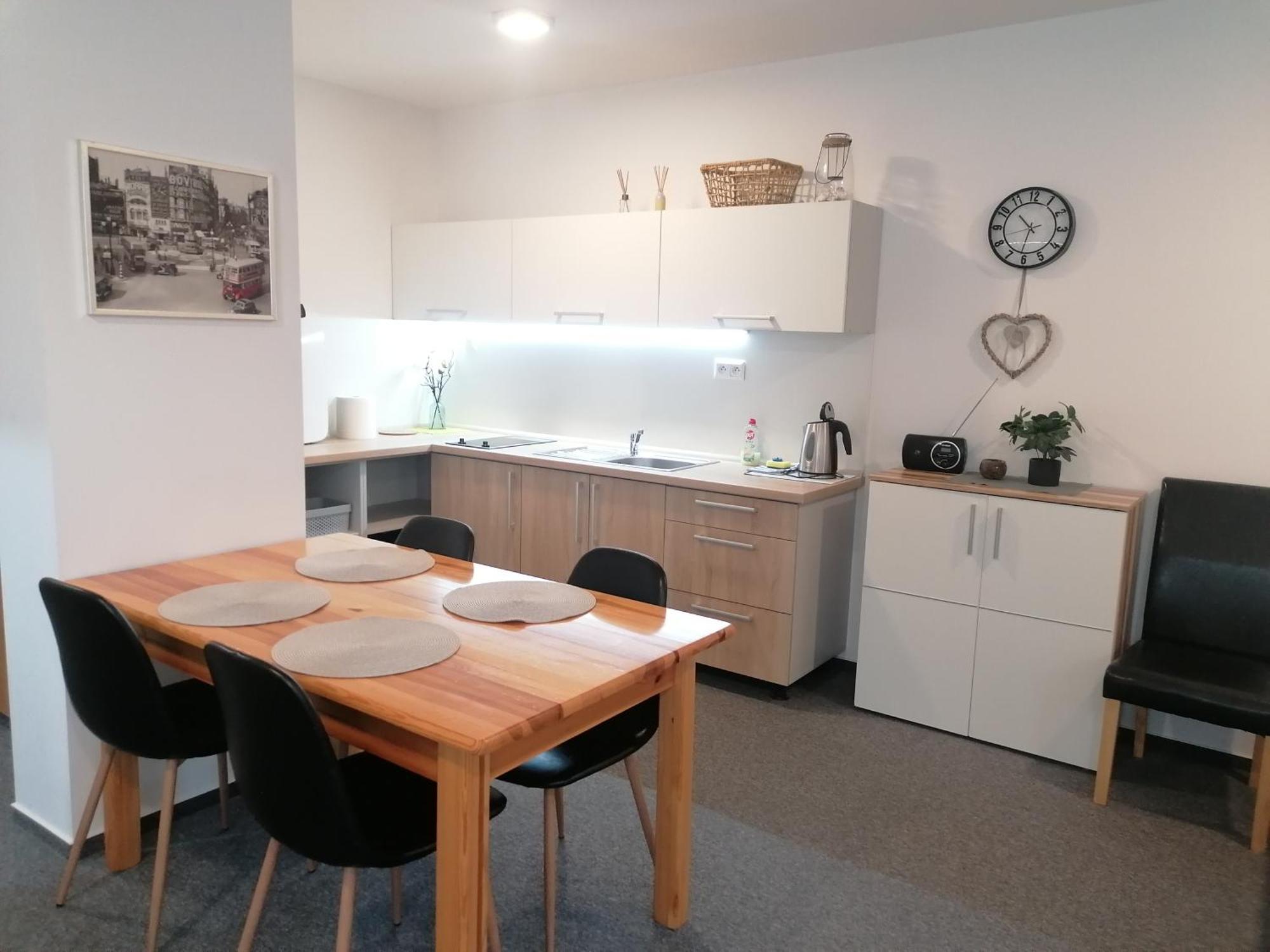 Apartman 26 Mymara Bešeňová エクステリア 写真